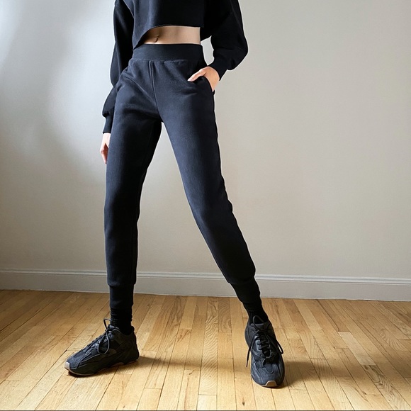 Aritzia Pants - Aritzia TNA Perfect Sweatpants